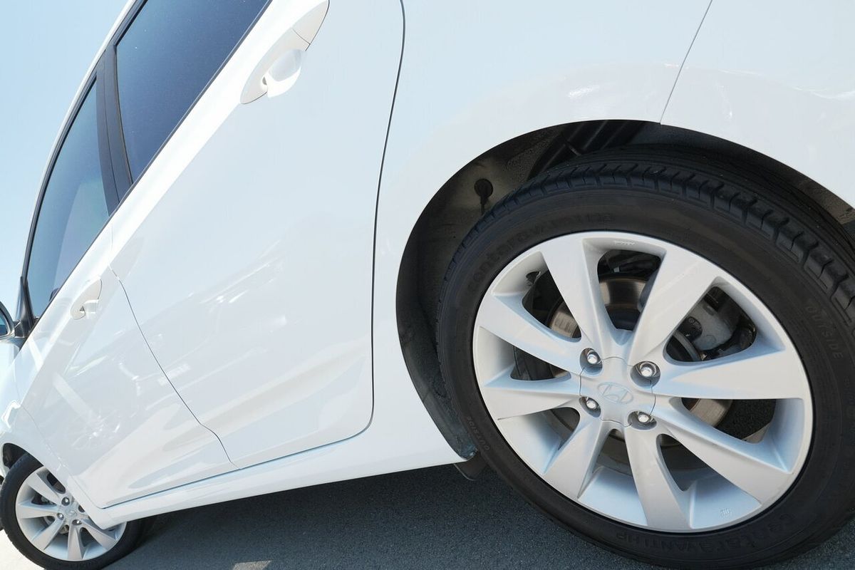 2018 Hyundai Accent Sport RB6