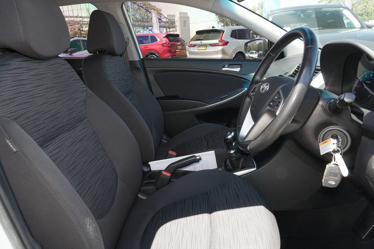 2018 Hyundai Accent Sport RB6