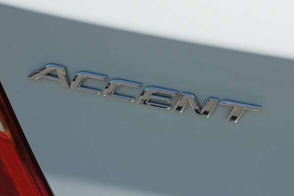 2018 Hyundai Accent Sport RB6