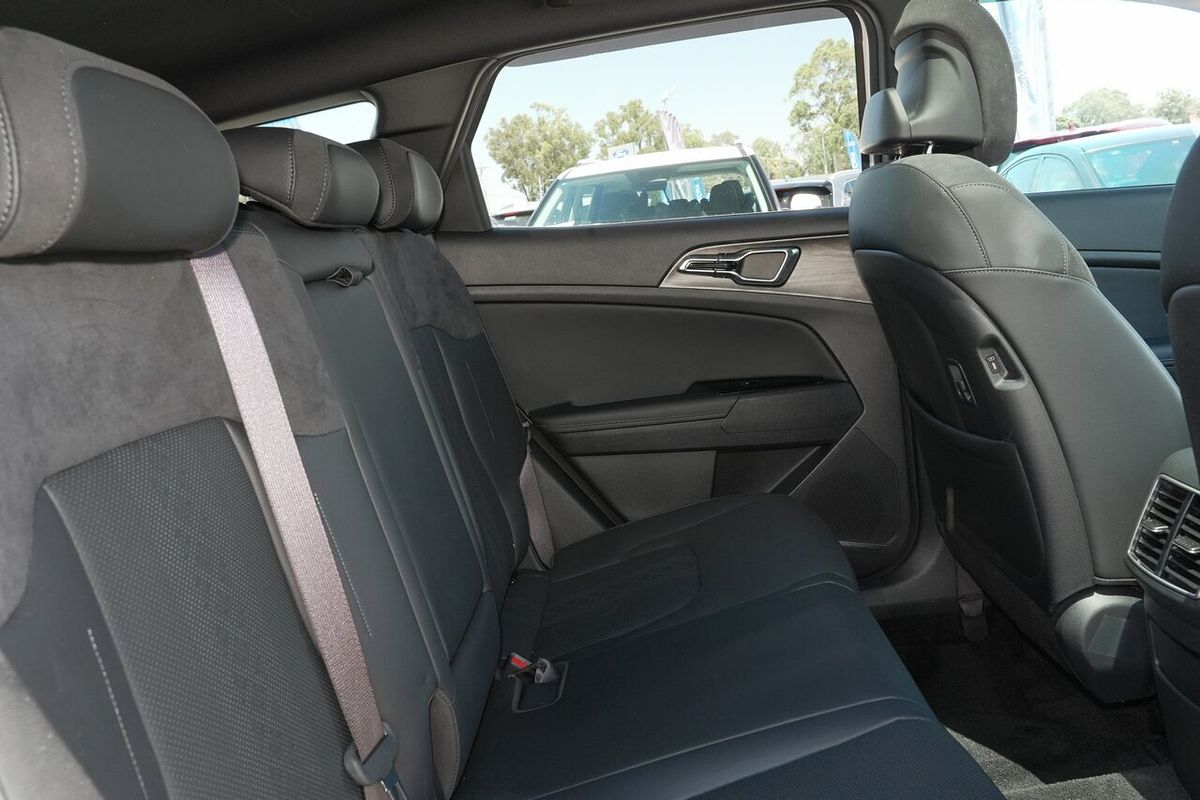 2024 Kia Sportage GT-Line NQ5