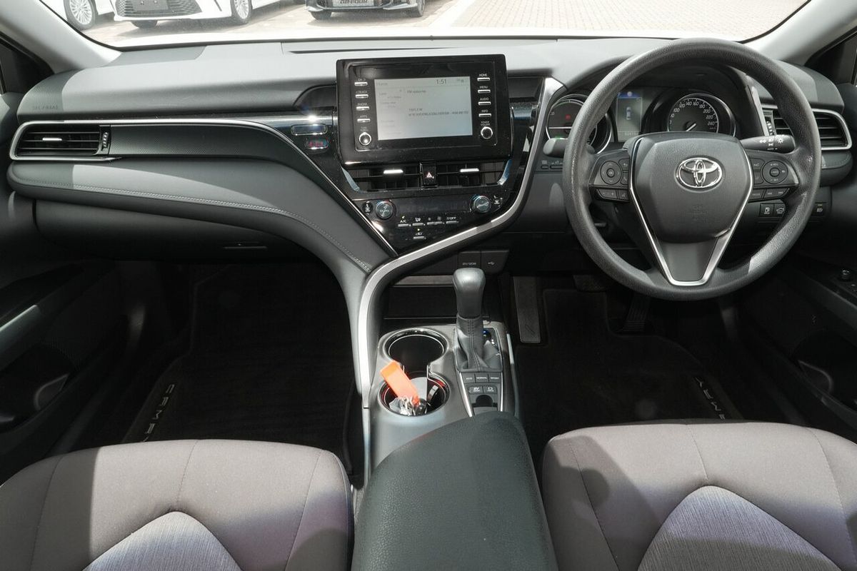 2024 Toyota Camry Ascent AXVH70R