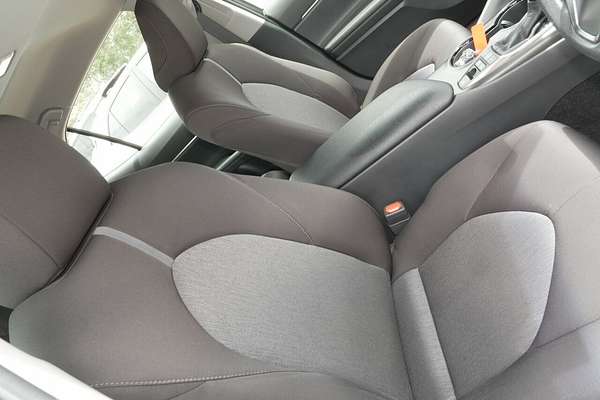 2024 Toyota Camry Ascent AXVH70R