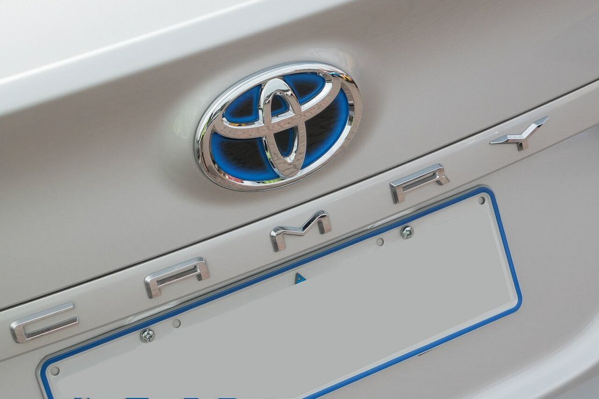 2024 Toyota Camry Ascent AXVH70R