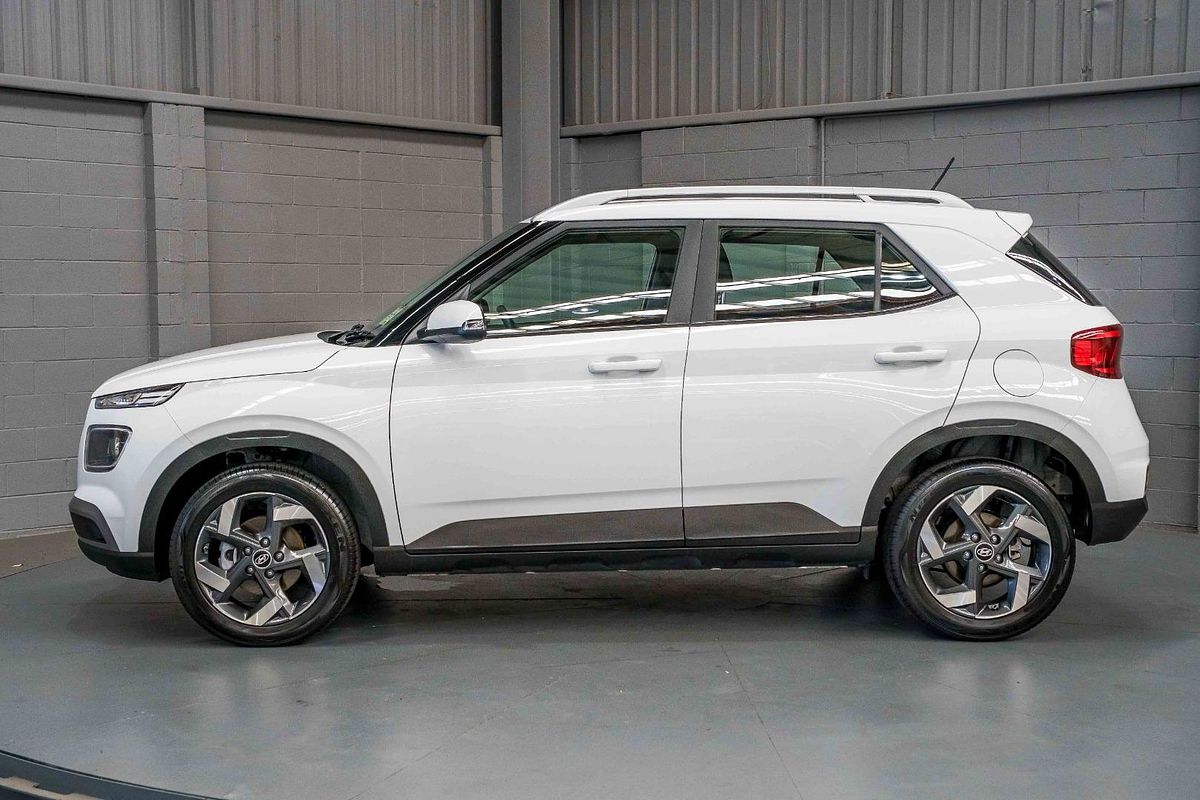 2024 Hyundai Venue Active QX.V5