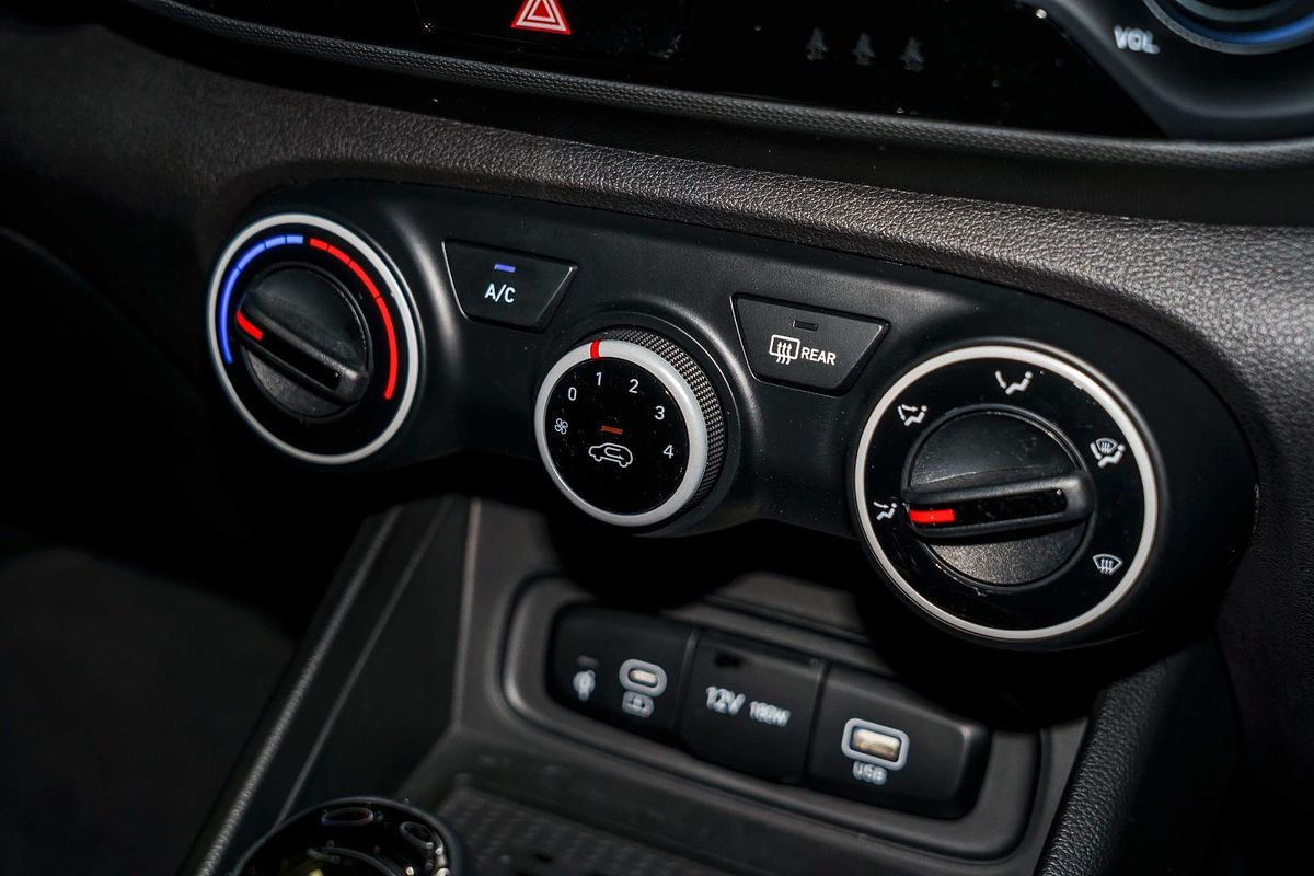 2024 Hyundai Venue Active QX.V5