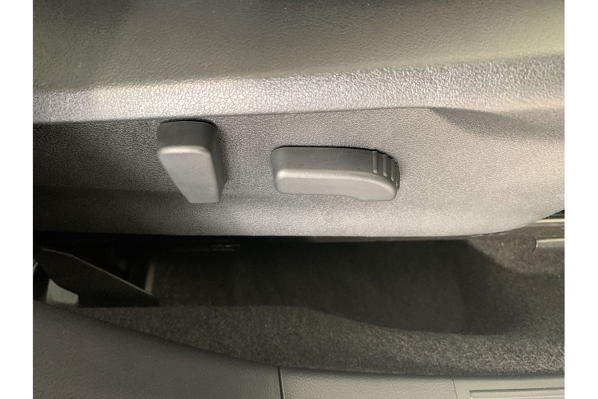 2023 Subaru Forester Hybrid S S5