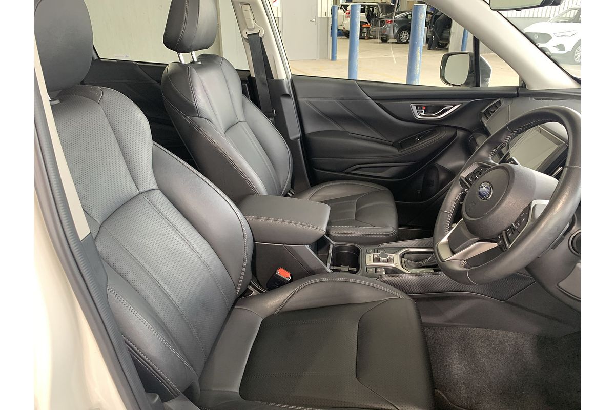 2023 Subaru Forester Hybrid S S5