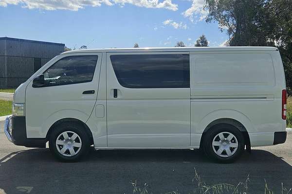 2016 Toyota Hiace KDH201R LWB