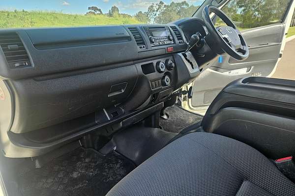 2016 Toyota Hiace KDH201R LWB