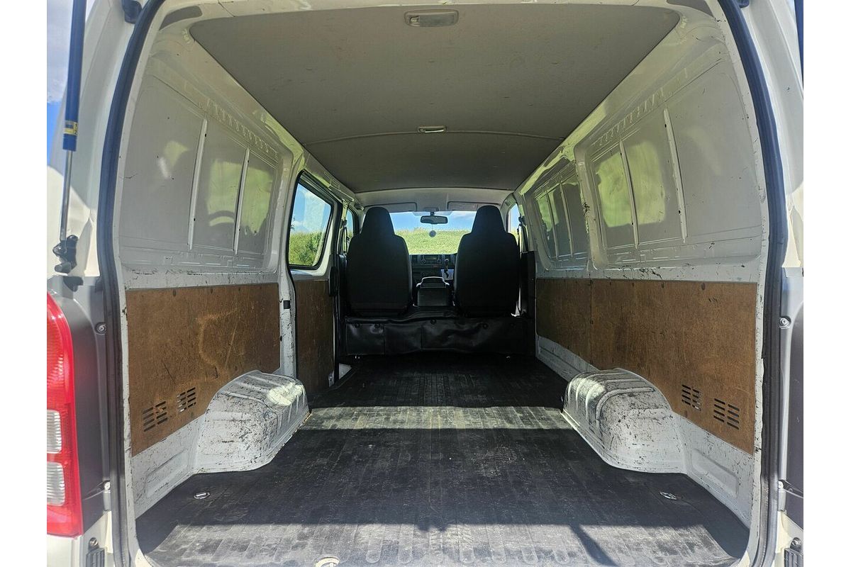 2016 Toyota Hiace KDH201R LWB