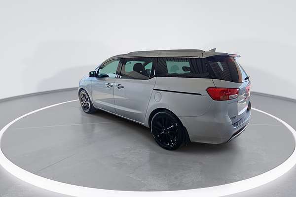 2017 Kia Carnival Platinum YP