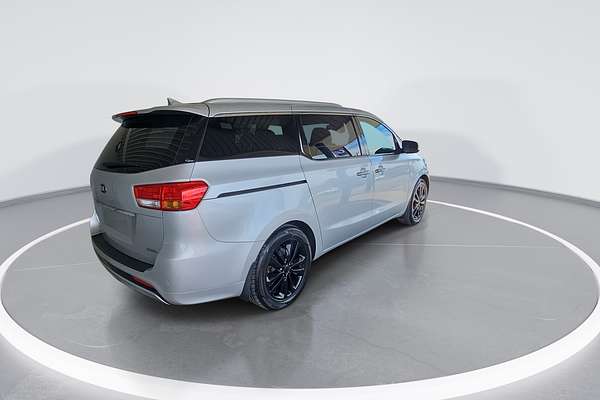 2017 Kia Carnival Platinum YP