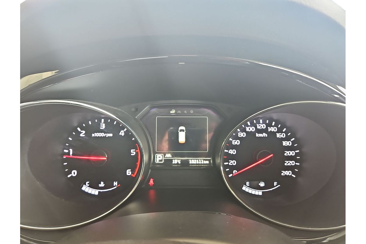 2017 Kia Carnival Platinum YP