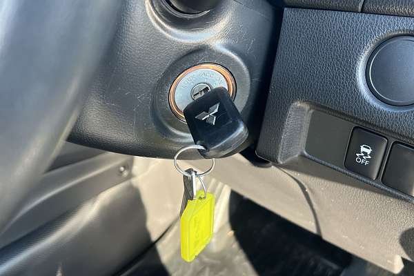 2016 Mitsubishi Triton GLX MQ Rear Wheel Drive