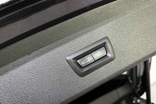 2019 BMW X1 xDrive25i F48