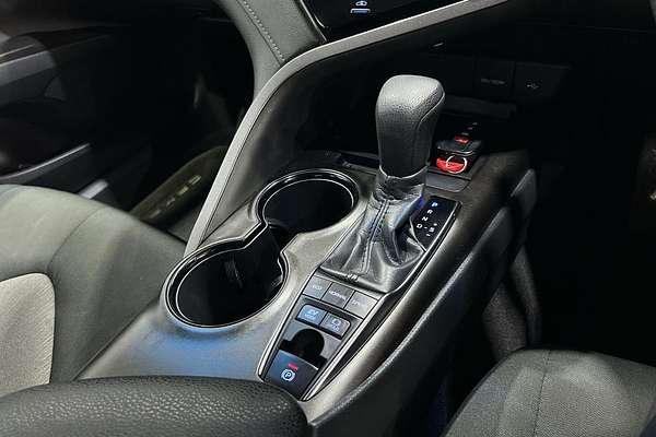 2024 Toyota Camry Ascent AXVH70R