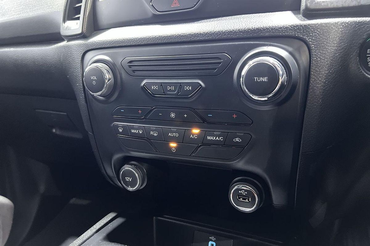 2021 Ford Everest Ambiente UA II 3.2L