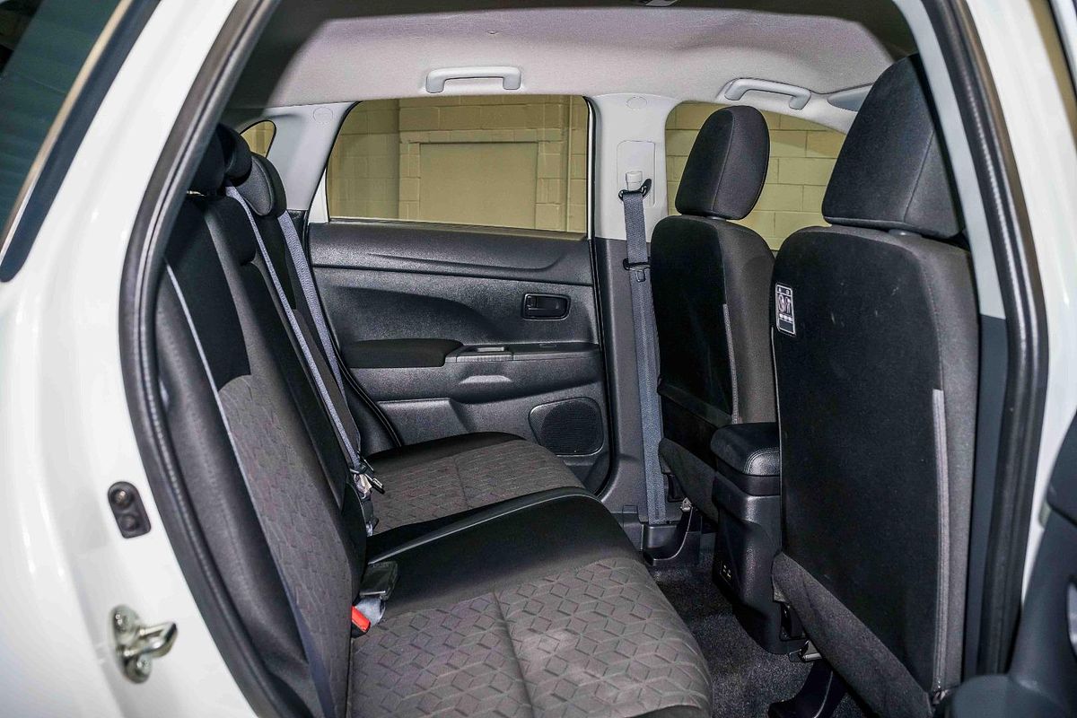 2022 Mitsubishi ASX ES XD