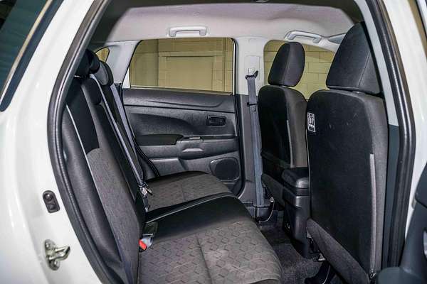 2022 Mitsubishi ASX ES XD