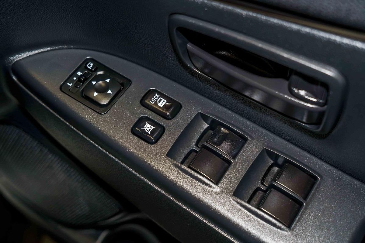 2022 Mitsubishi ASX ES XD