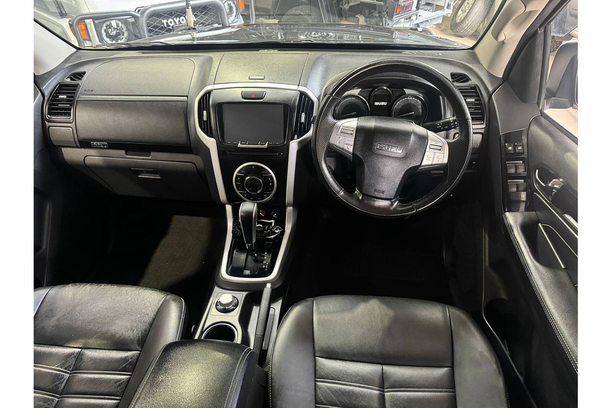 2020 Isuzu MU-X LS-T