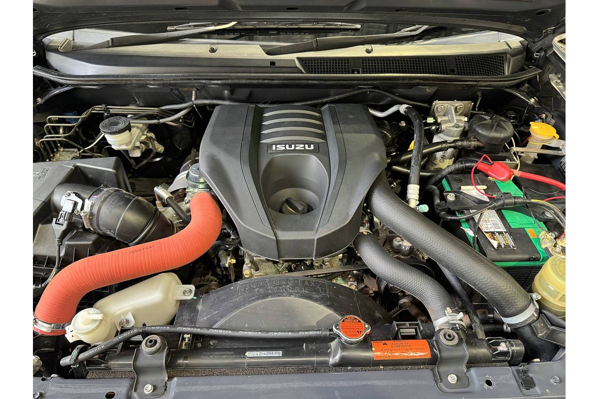 2020 Isuzu MU-X LS-T