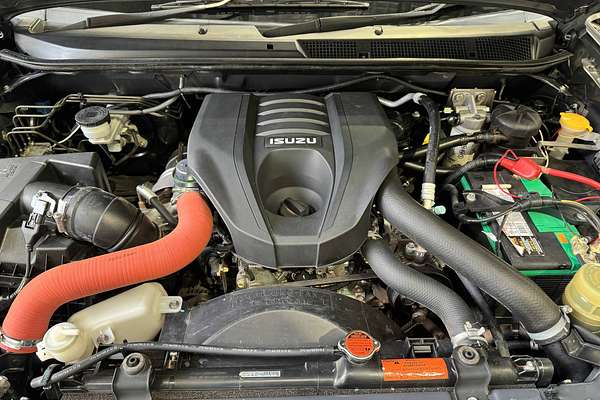 2020 Isuzu MU-X LS-T