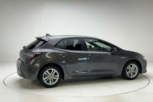 2020 Toyota Corolla SX Hybrid ZWE211R