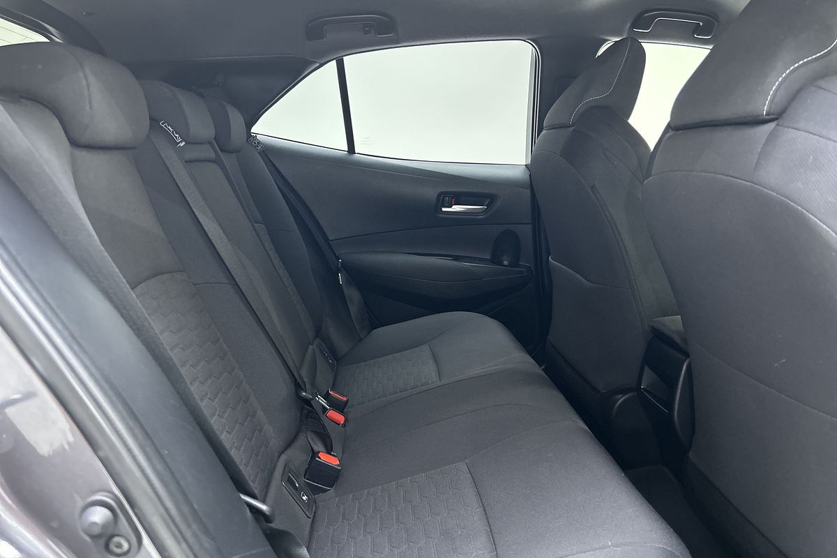 2020 Toyota Corolla SX Hybrid ZWE211R