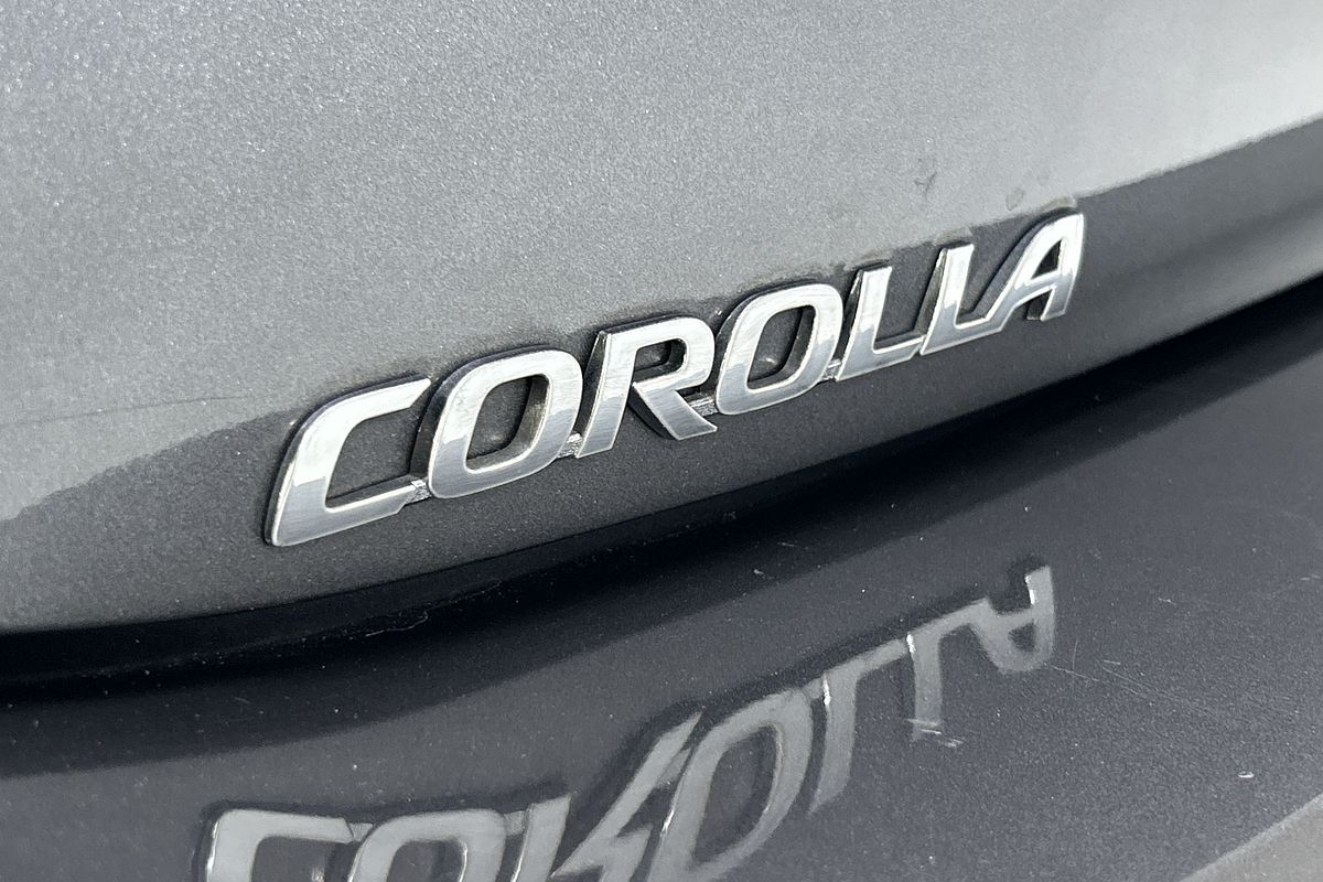 2020 Toyota Corolla SX Hybrid ZWE211R