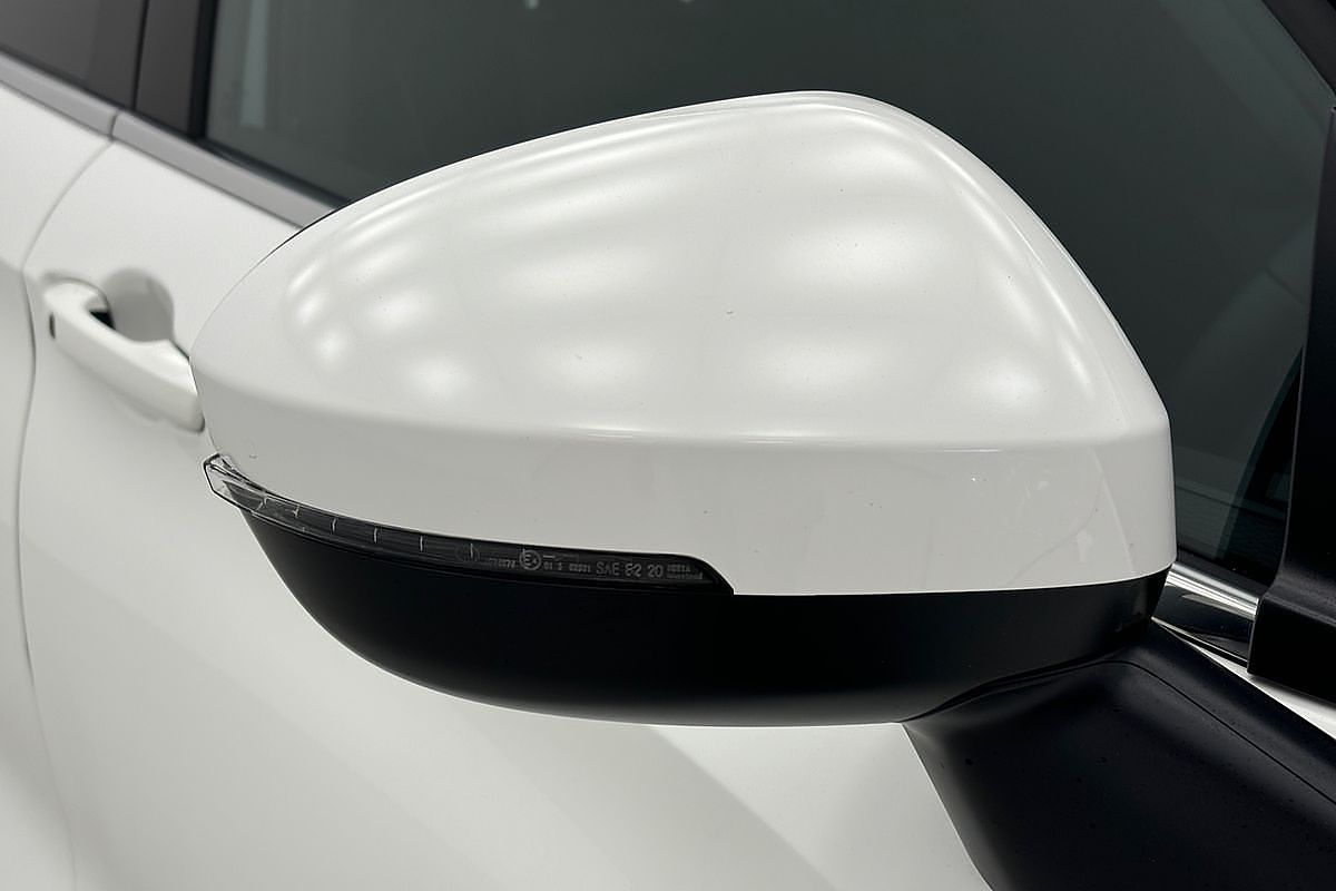 2024 Mitsubishi Outlander LS ZM