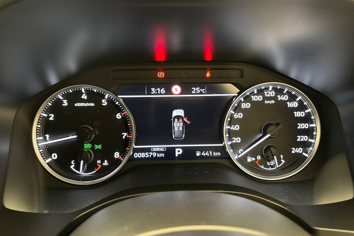 2024 Mitsubishi Outlander LS ZM