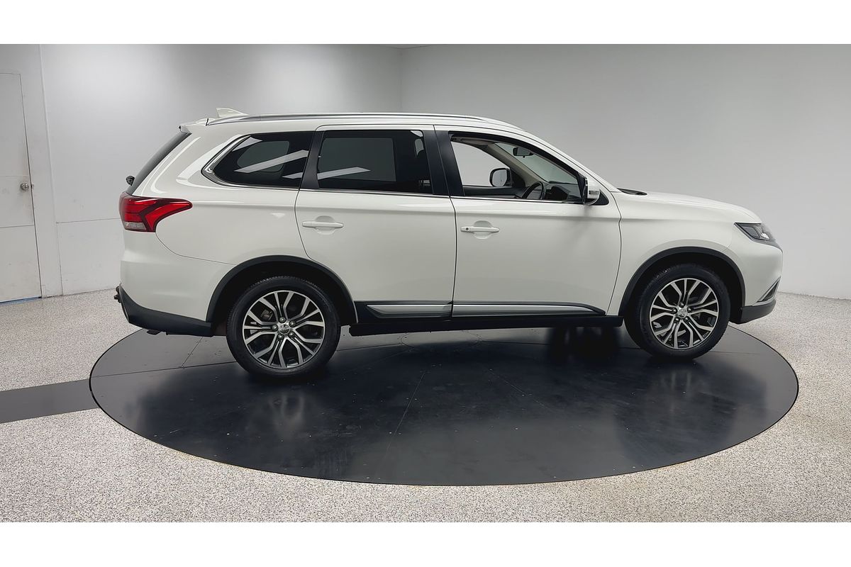 2016 Mitsubishi Outlander LS ZK