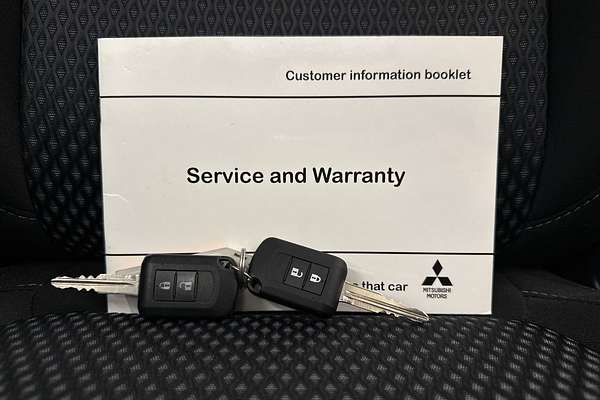 2016 Mitsubishi Outlander LS ZK