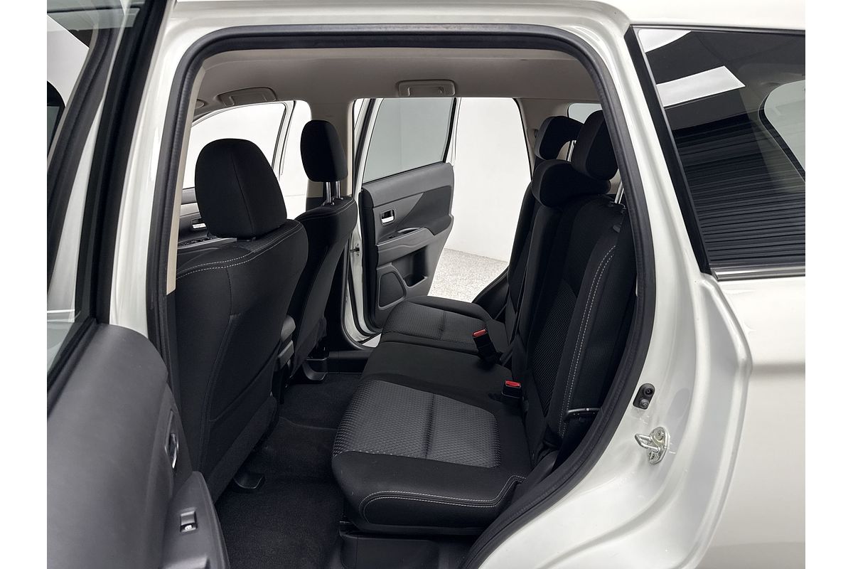 2016 Mitsubishi Outlander LS ZK