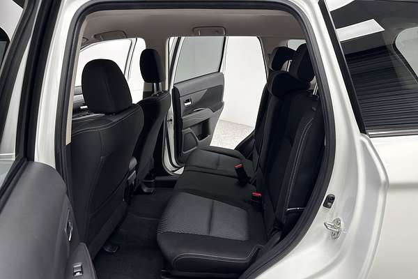 2016 Mitsubishi Outlander LS ZK