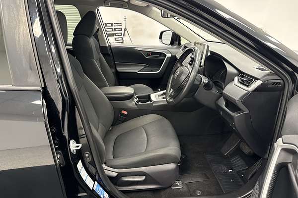 2021 Toyota RAV4 GX AXAH54R