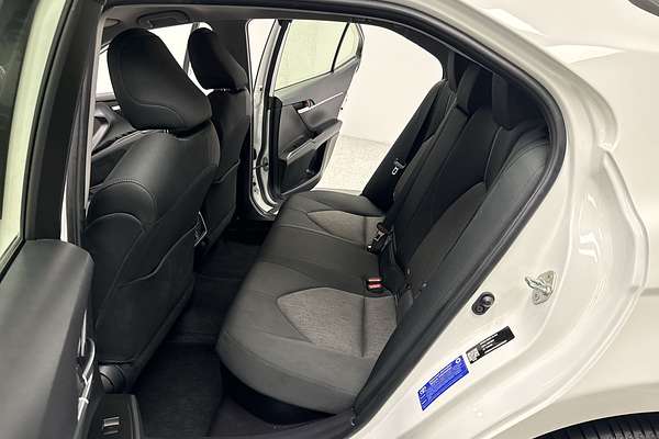 2024 Toyota Camry Ascent AXVH70R