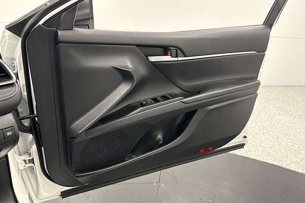 2024 Toyota Camry Ascent AXVH70R