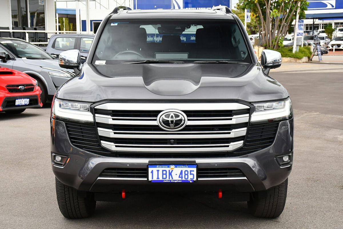 2023 Toyota Landcruiser Sahara FJA300R