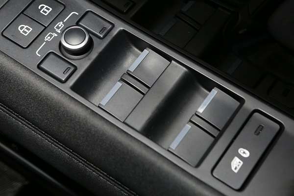 2022 Land Rover Range Rover Evoque P250 R-Dynamic SE L551