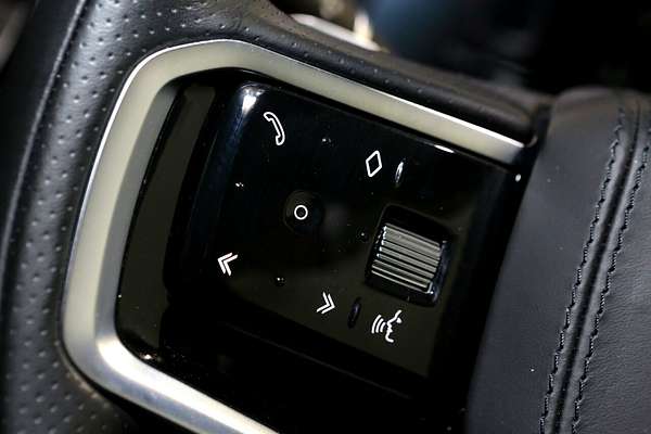 2022 Land Rover Range Rover Evoque P250 R-Dynamic SE L551