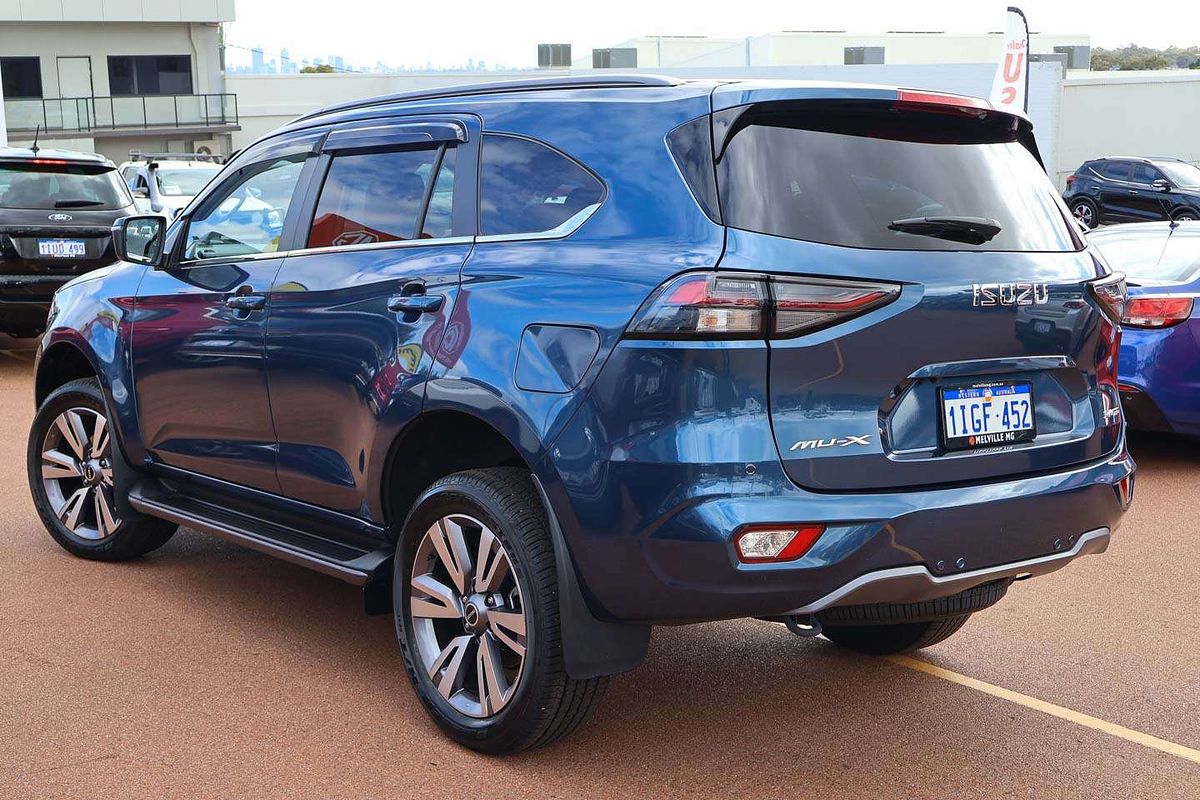 2024 Isuzu MU-X LS-T