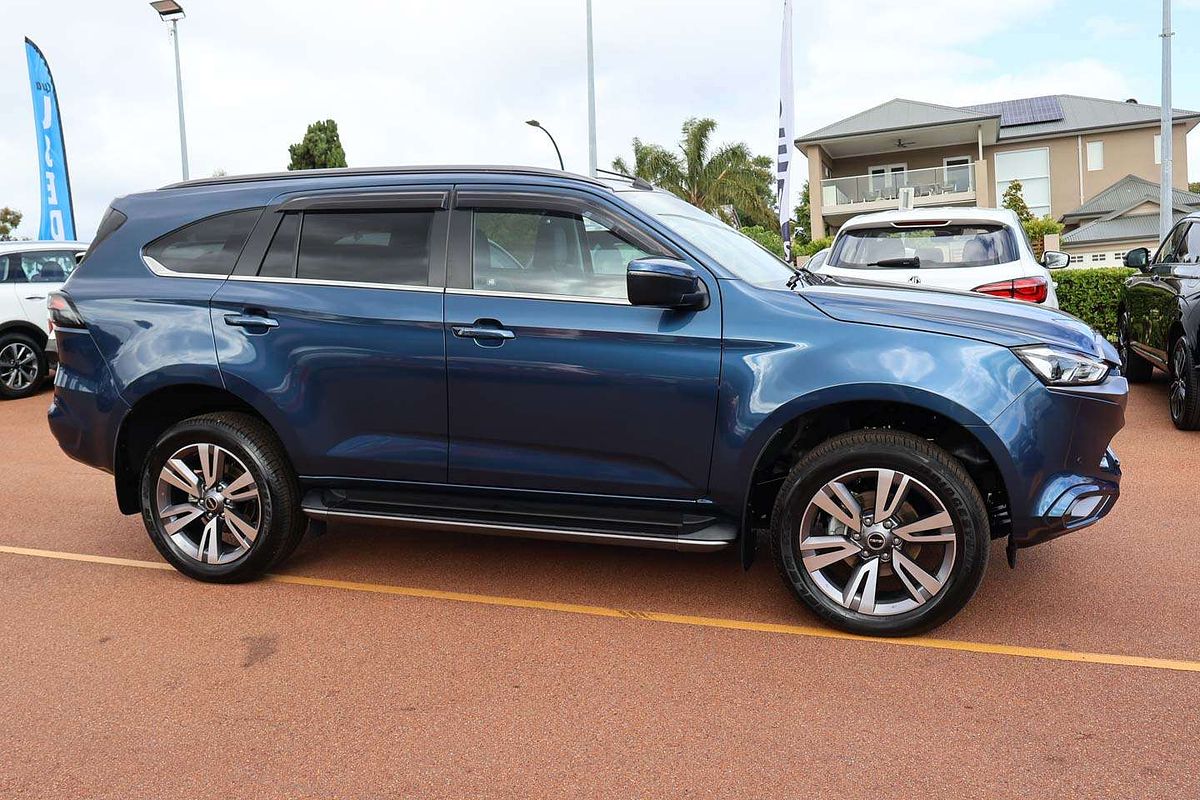 2024 Isuzu MU-X LS-T