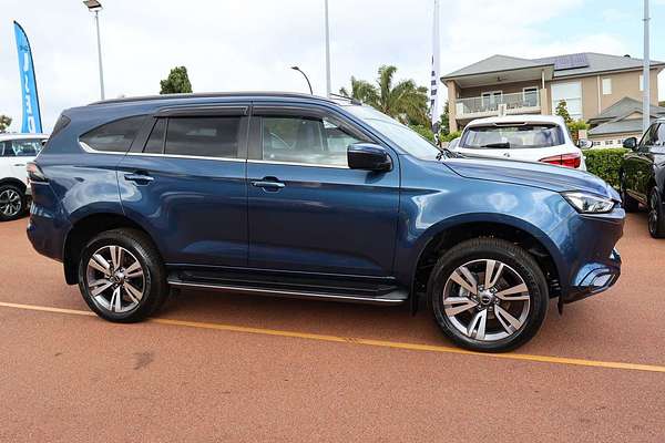 2024 Isuzu MU-X LS-T