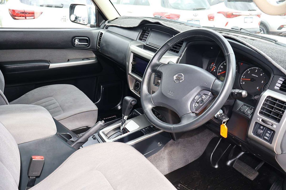 2010 Nissan Patrol ST GU 7