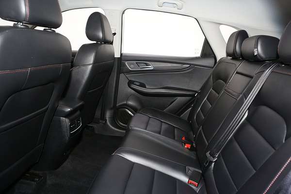 2024 MG HS Vibe SAS23