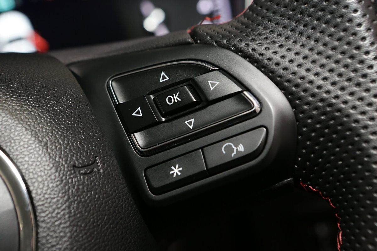 2024 MG HS Vibe SAS23