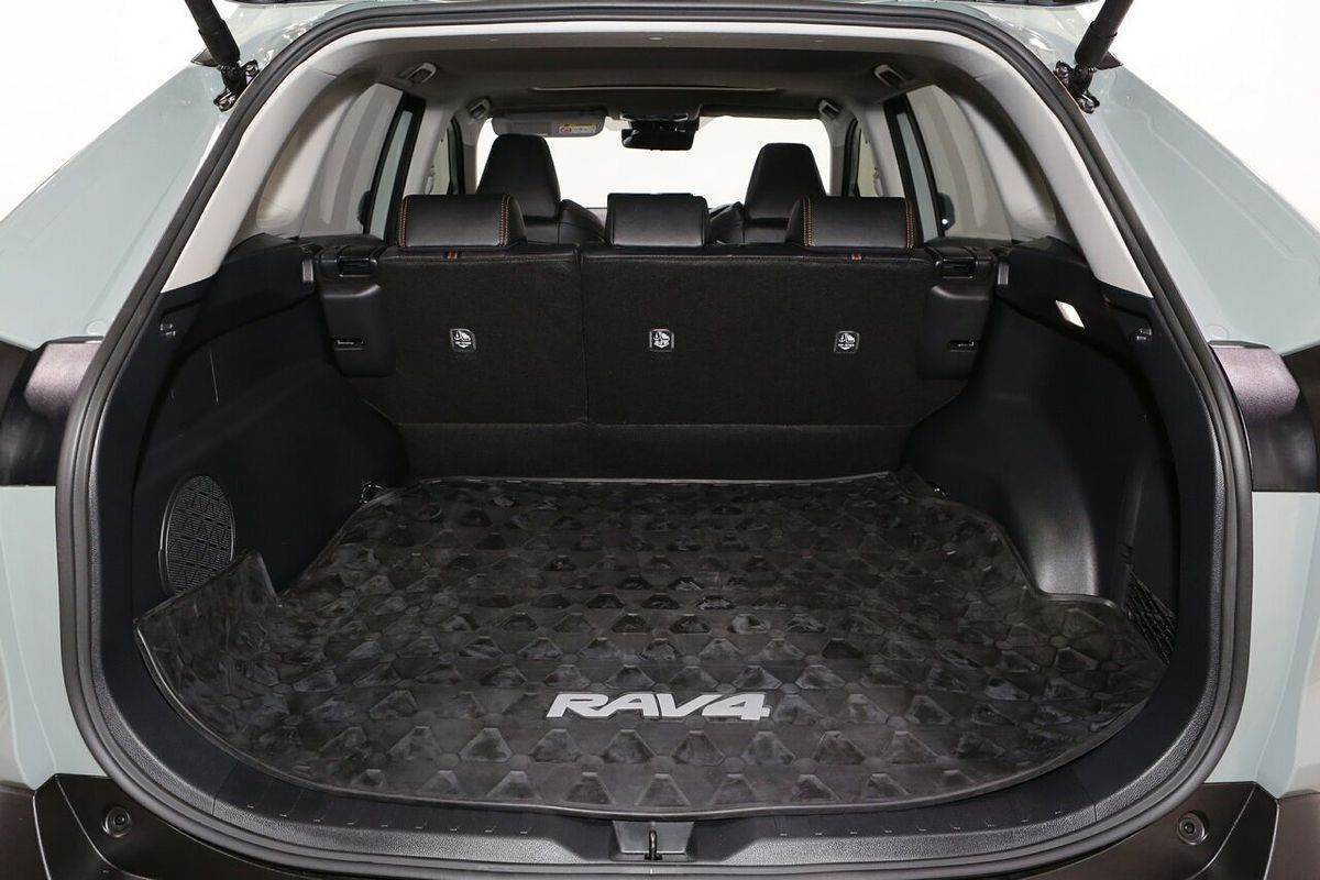 2025 Toyota RAV4 Edge AXAH54R