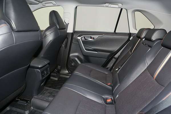 2025 Toyota RAV4 Edge AXAH54R